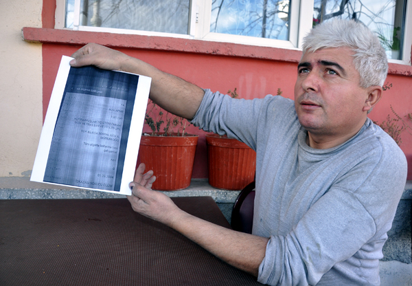 Emekliliğini merak etti, öldüğünü öğrendi!