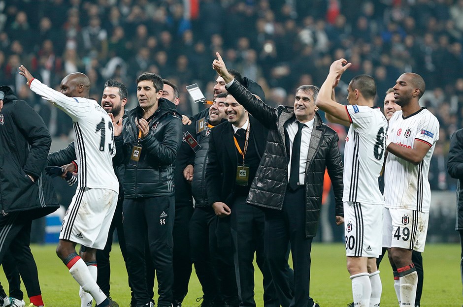 Şenol Güneş'ten Vodafone Arena'da ilk üçlü!