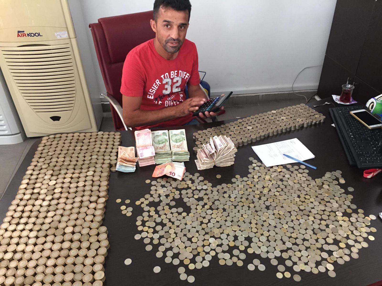 Sigara parasına 2 ticari araç,1 motosiklet aldı!