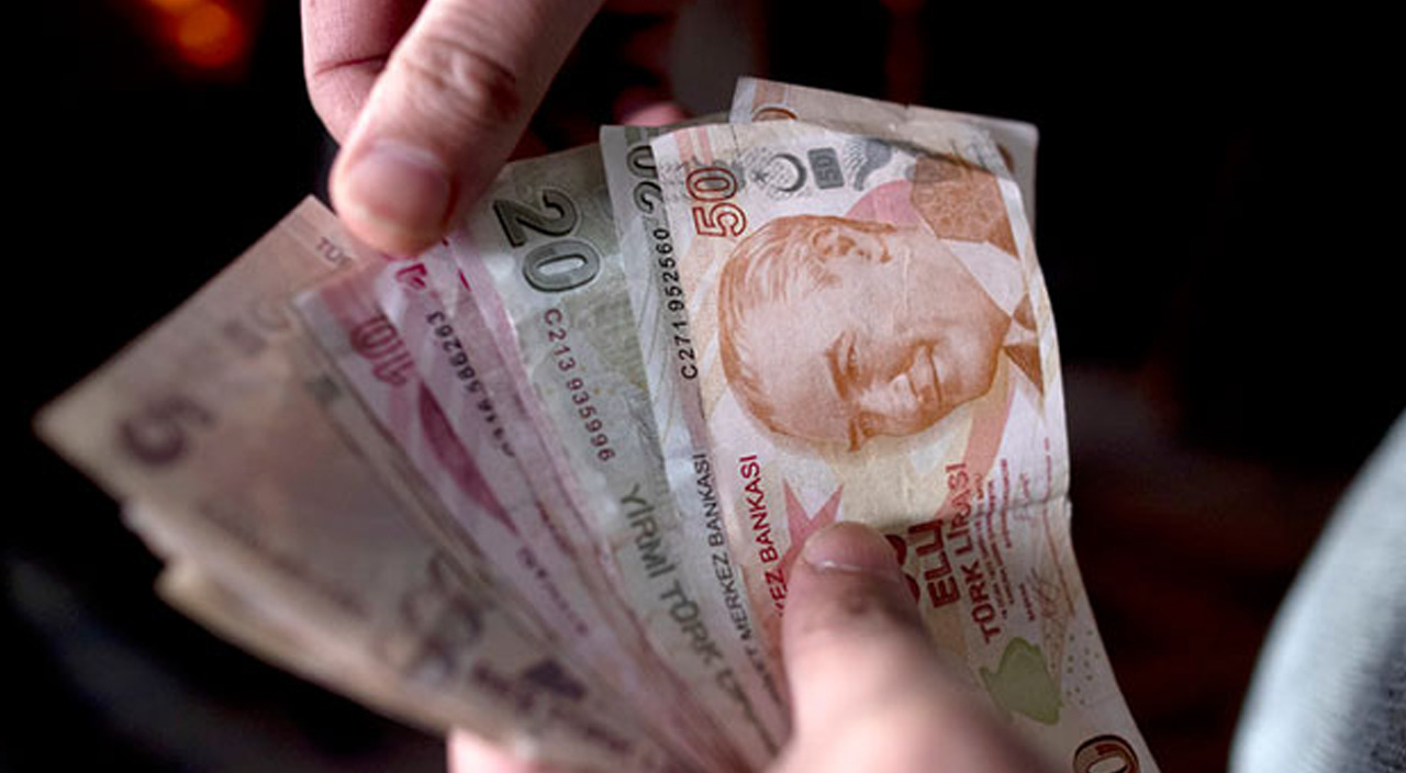 Milyonların gözü asgari ücrete yapılacak zamda! İşte öne çıkan iki formül