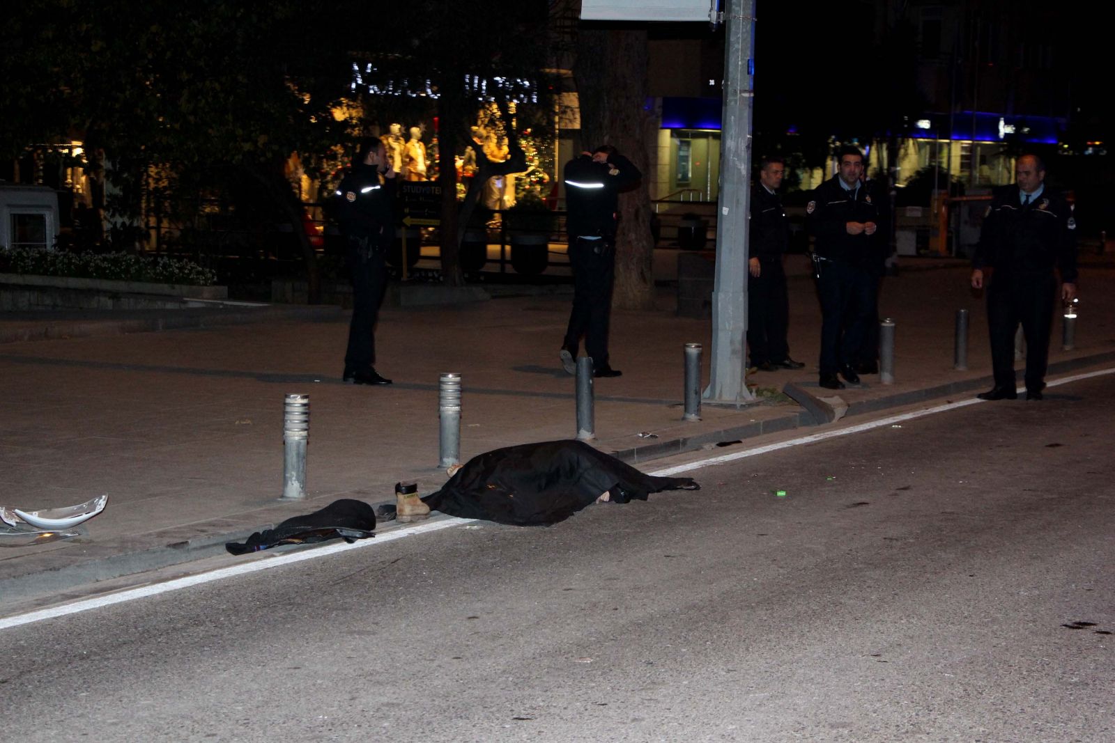 Bağdat Caddesinde kaza: 1 ölü, 1 yaralı