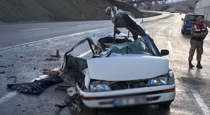 Malatya'da feci kaza: Ölü ve yaralılar var