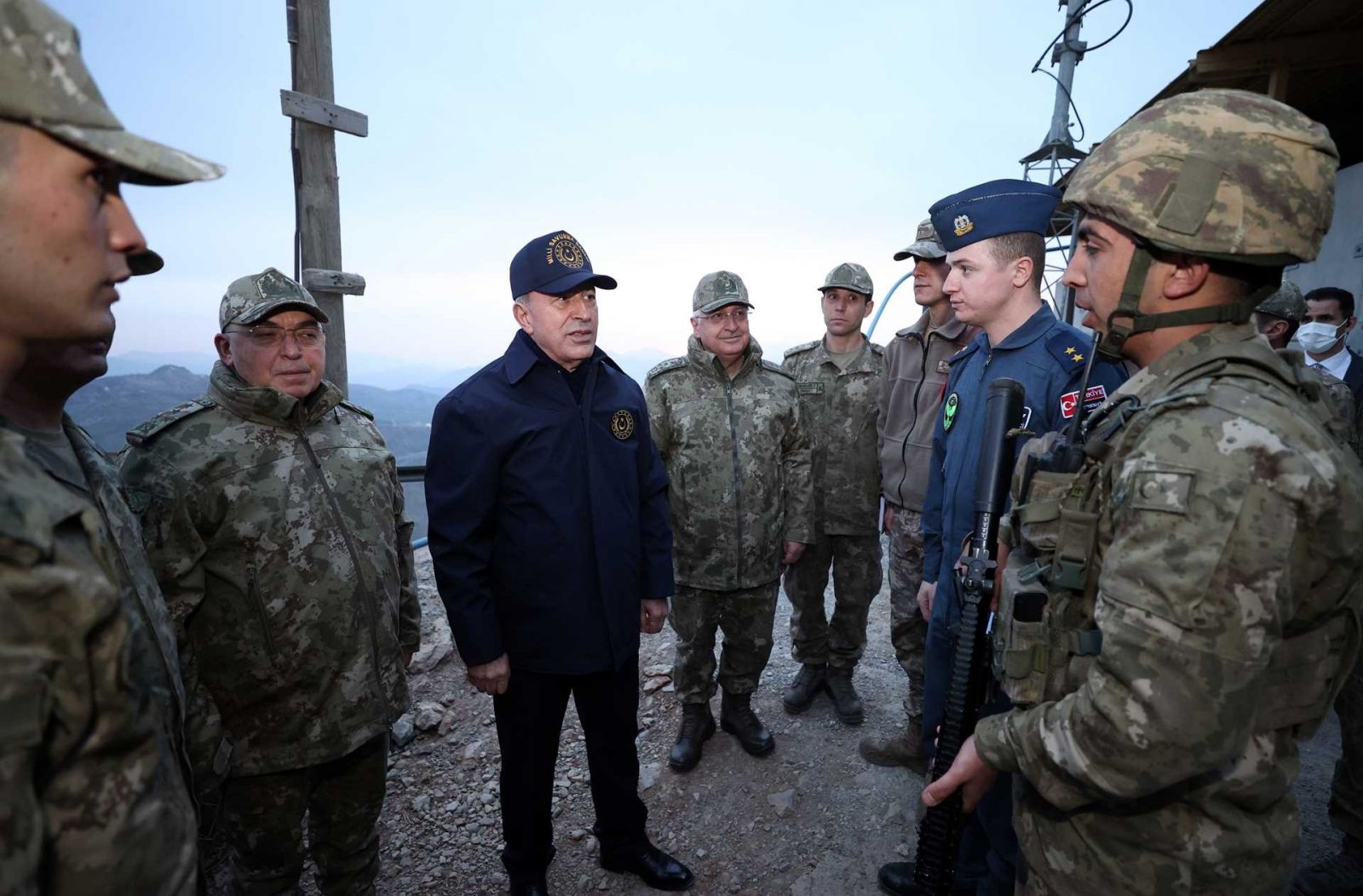 Bakan Akar'dan Pençe-Kilit Operasyonu açıklaması