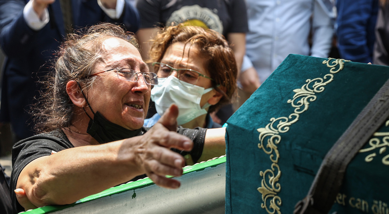 Spiker Özlem Sarıkaya Yurt son yolculuğuna uğurlandı