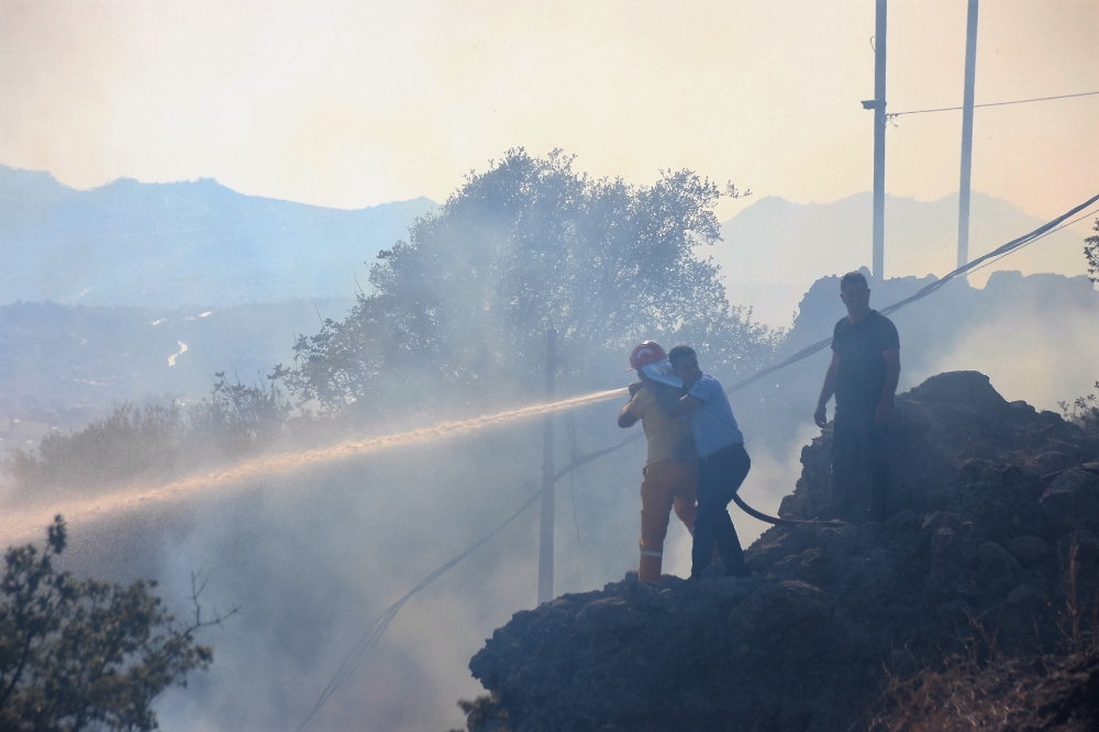 Muğla'da tarihi tepe yandı