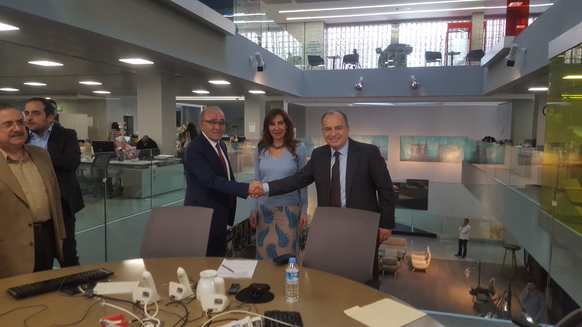 'Hande Fırat istifa etti' iddialarına açıklama geldi