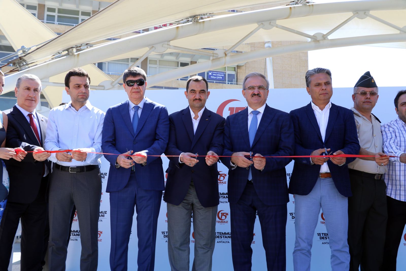 İHA'nın '15 Temmuz Destanı' fotoğraf sergisi açıldı