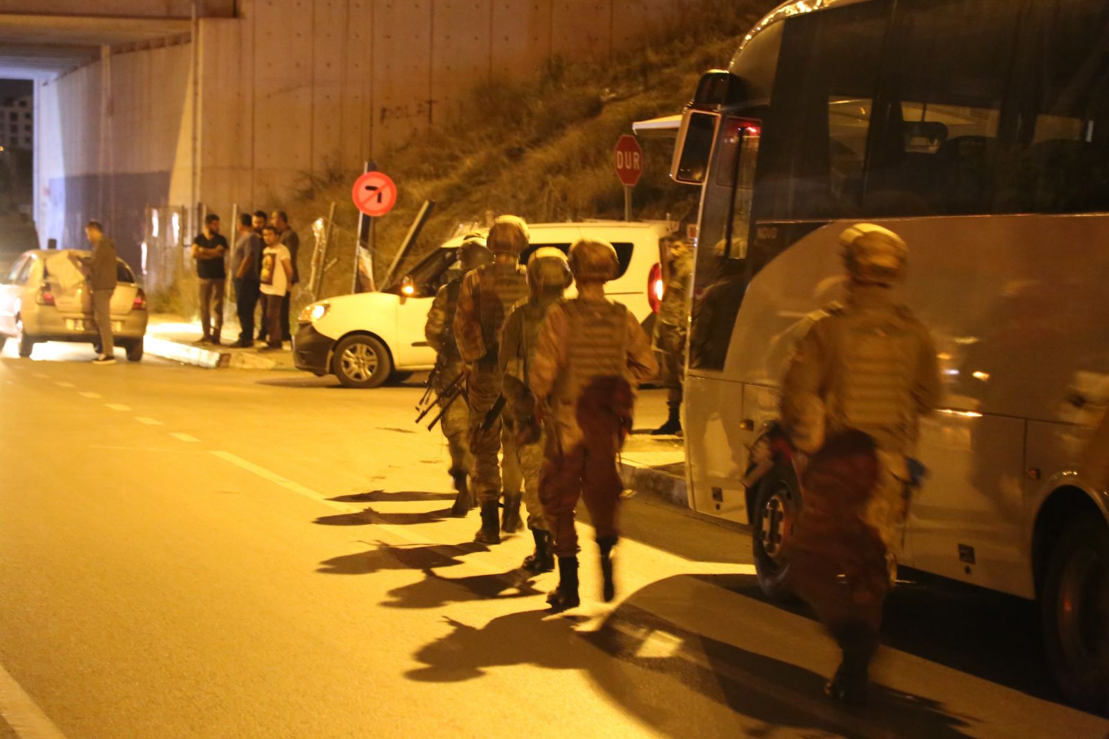 Bursa'da çatışma: 2 polis yaralı