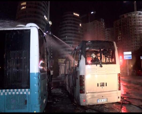 Yenibosna'da özel halk otobüsü ateşe verildi