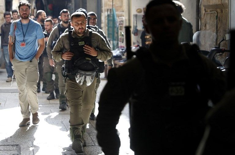 İsrail Kudüs'ün ana giriş kapısına bariyerler yerleştirdi