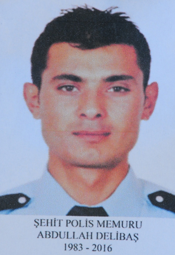 Şehit polis gönüllü gitmiş!