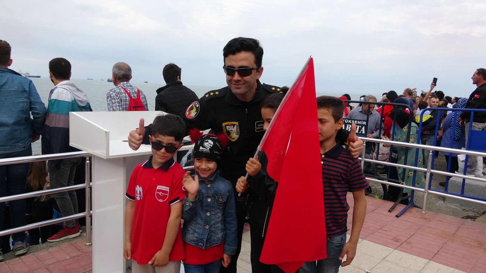 Türk yıldızları nefes kesti