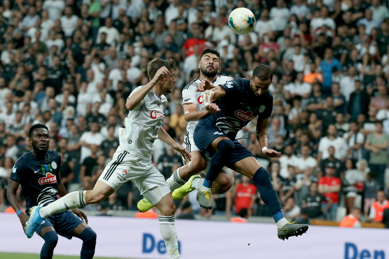 Beşiktaş ile Rizespor puanları paylaştı (Beşiktaş 1-1 Çaykur Rizespor)