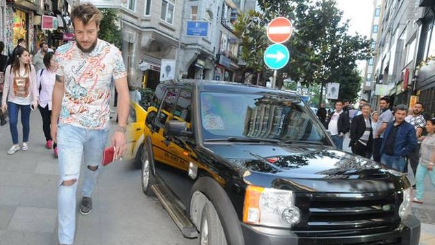 Batuhan kaza yaptı!