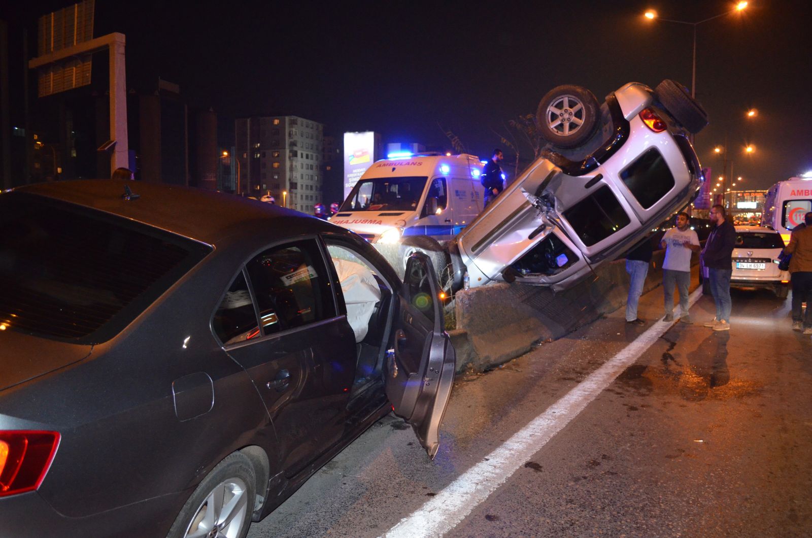 Kadıköy'deki zincirleme kaza trafikte yoğunluğa neden oldu