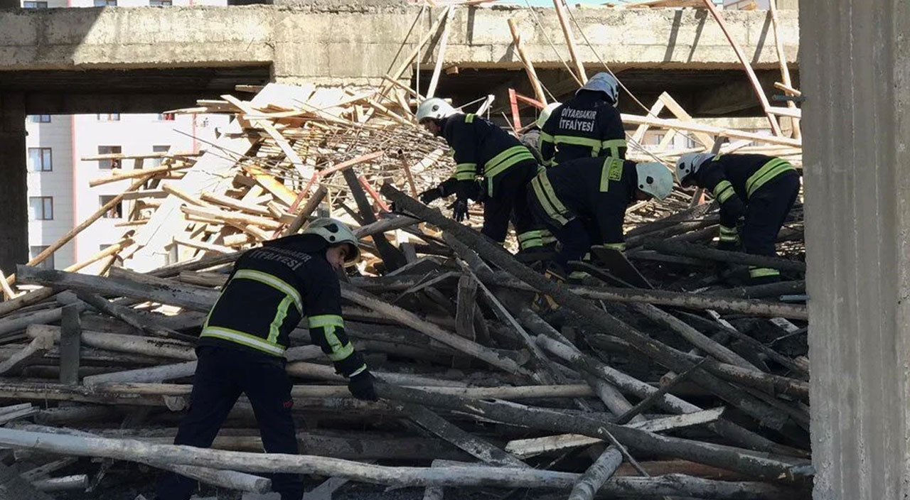Diyarbakır'da cami inşaatında çökme: 1’i ağır 6 yaralı