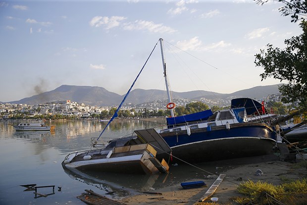 Ege'de 6,3'lük depremin ardından Bodrum'dan son görüntüler...