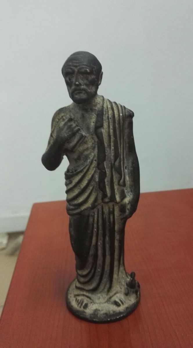 Karaman'da Roma dönemine ait heykel ele geçirildi