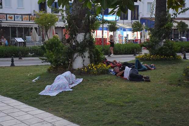 Ege'de 6,3'lük depremin ardından Bodrum'dan son görüntüler...