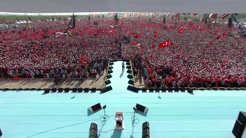 Yenikapı'da milyonlar demokrasi ve şehitler için buluştu (YENİKAPI CANLI YAYIN)