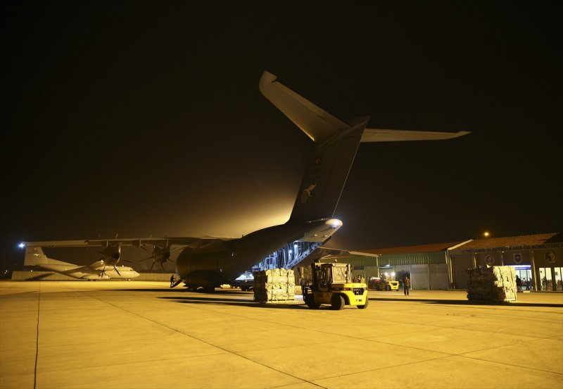 TSK, Irak'taki deprem için harekete geçti