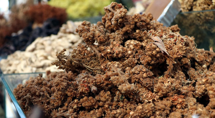 Bahar geldi, alerjik hastalıklar çoğaldı, bitki çaylarına rağbet arttı