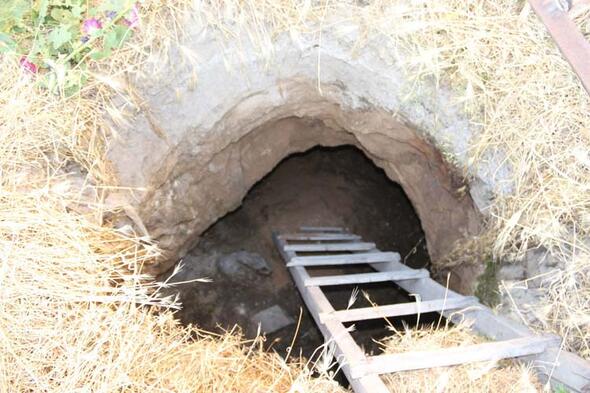 Kapadokya’da bahçe çöktü, ortaya yeraltı şehri çıktı