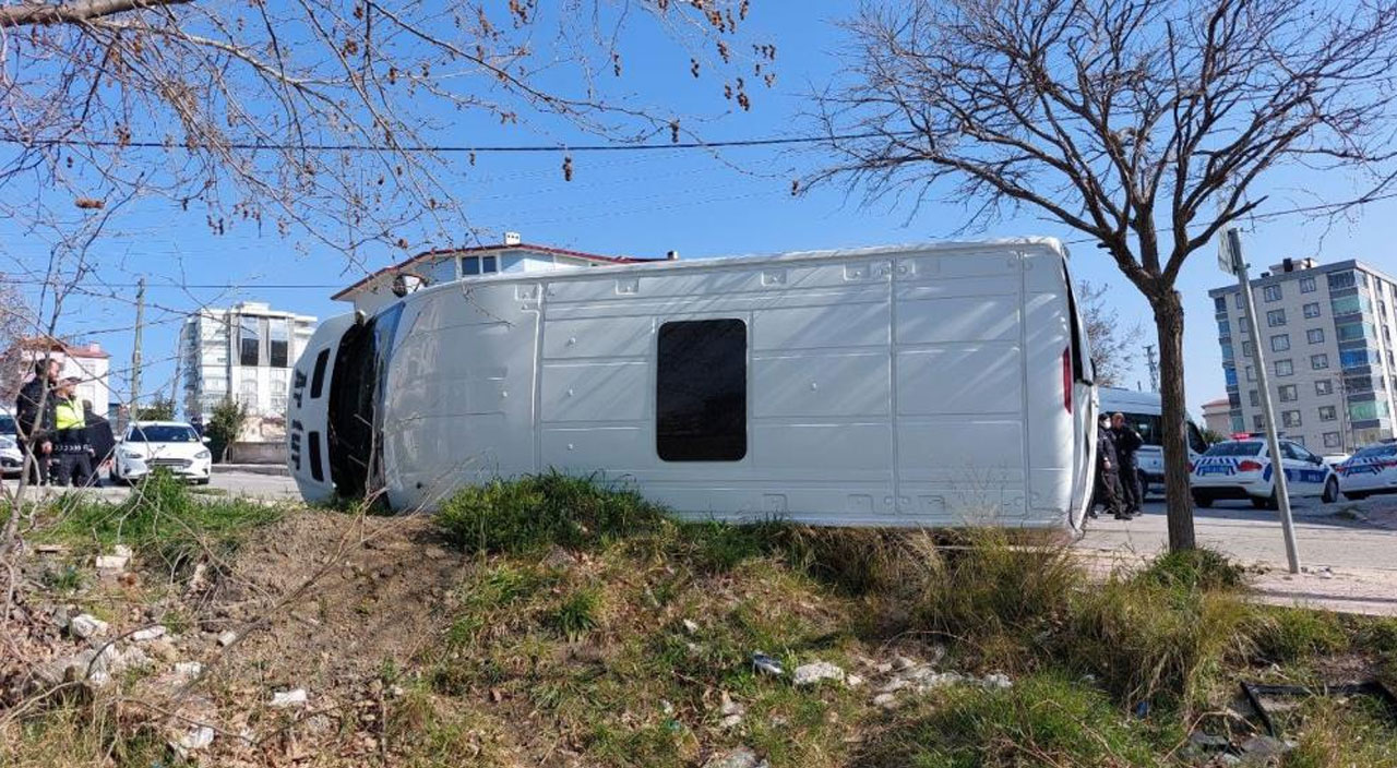 Samsun’da öğrenci servisi kaza yaptı: Yaralılar var