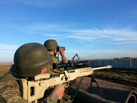 SAT ve SAS komandoları Fırat Kalkanı Operasyonu'na el attı