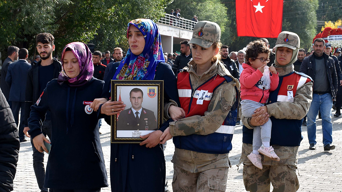 Şehitlerimizi uğurladık