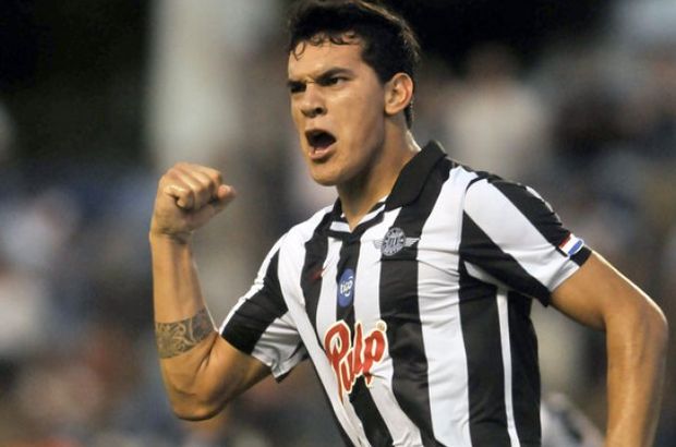 Menajeri açıkladı: Gomez Beşiktaş ile anlaştı...