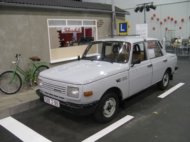 Eski Yugoslavya'nın en popüler otomobilleri: Jugo, Golf ve Fićo