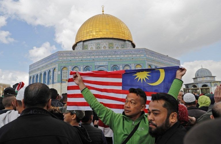 İsrail Kudüs'ün ana giriş kapısına bariyerler yerleştirdi
