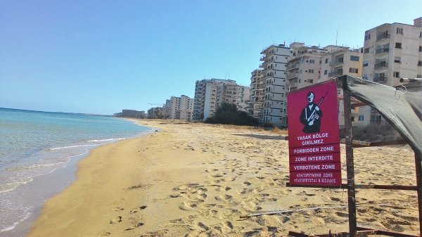 KKTC Başbakanı Tatar ‘hayalet şehir’ Maraş’ta