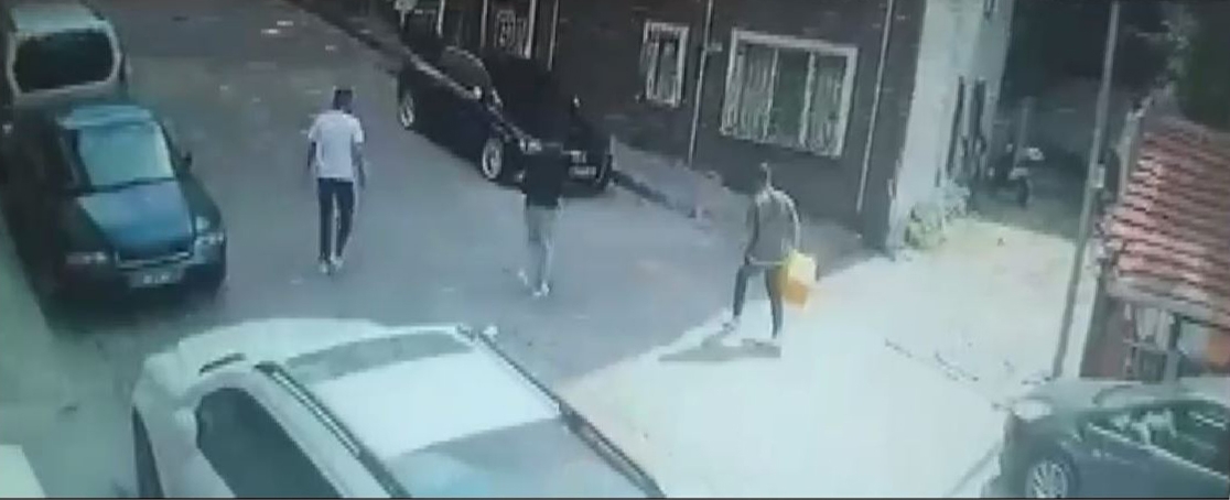 İstanbul'da Afrikalı gençlere saldırı: Önce darp sonra gasp