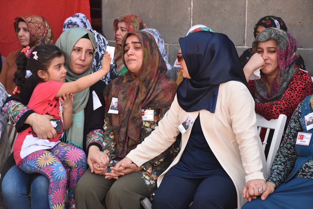 Diyarbakır şehidini uğurladı