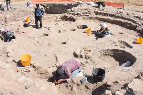 Hasankeyf'te 11 bin 500 yıllık yerleşim yeri bulundu
