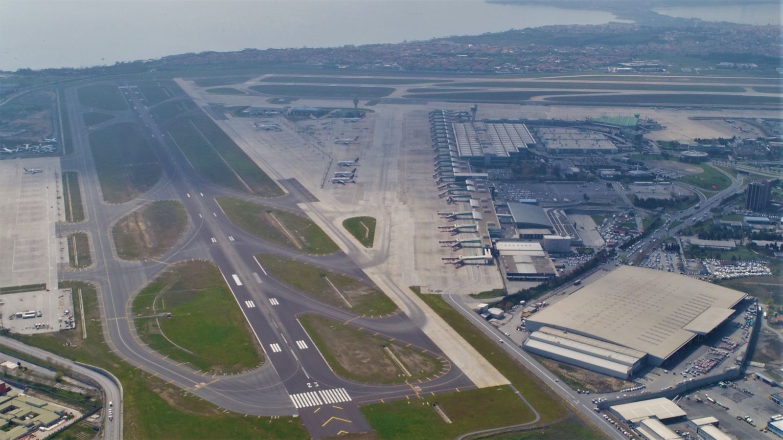 Atatürk Havalimanı boş hali havadan görüntülendi