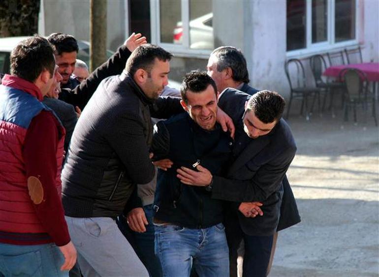 Diyarbakır şehidinin baba evine ateş düştü