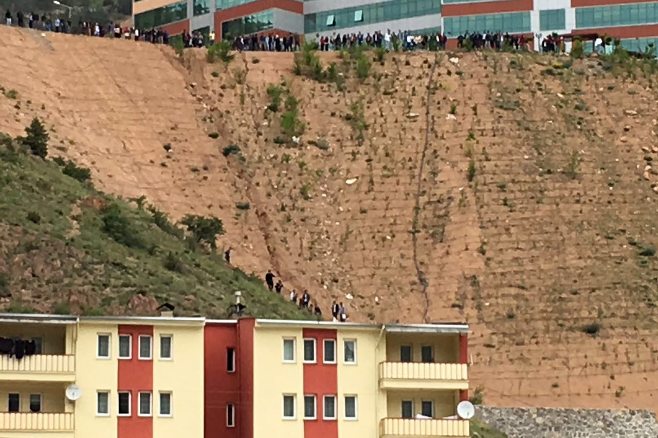 Gümüşhane Üniversitesi'nde ilginç olay