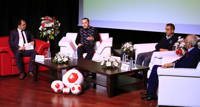 Cüneyt Çakır: 'Başarı tesadüf değil' Cüneyt Çakır: 'Başarı tesadüf değil'