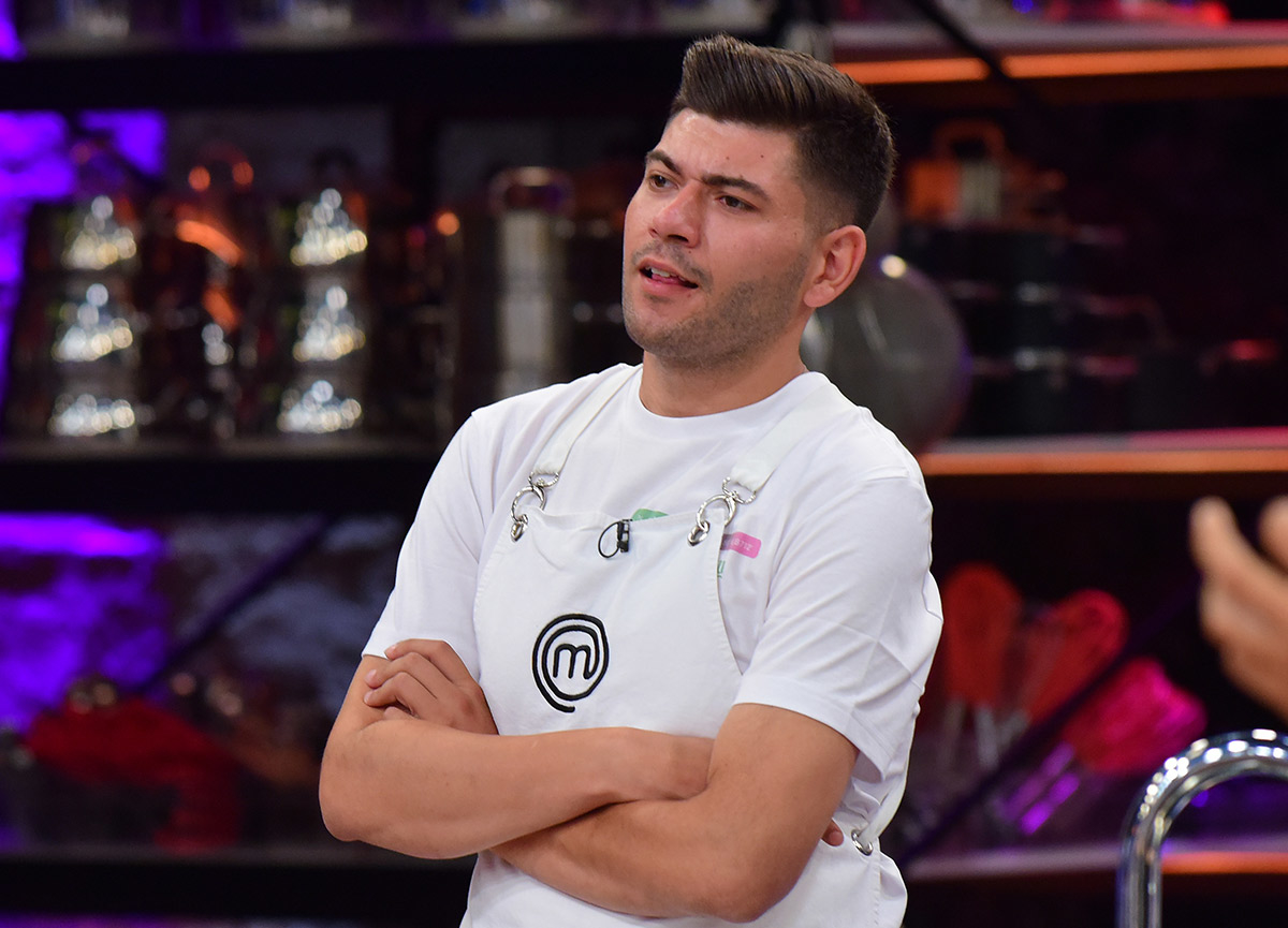 MasterChef Türkiye’de elenen yarışmacı Azize oldu: Gözyaşlarına boğuldu