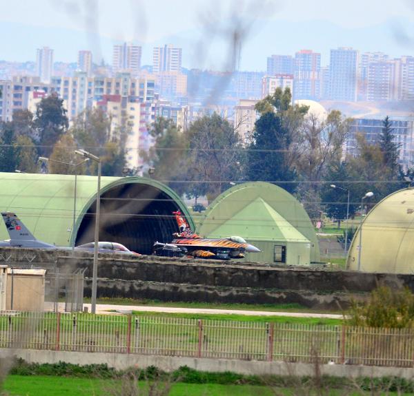 İncirlik'ten kaplan simgeli uçak havalandı