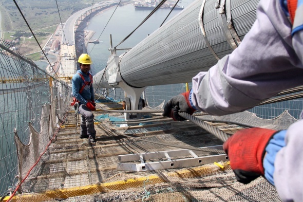 Körfez Geçiş Köprüsü'nde iki yakanın birleşmesine 340 metre kaldı