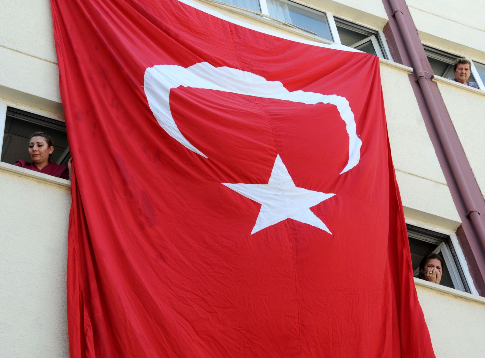 Bitlis şehidine hastanede son veda