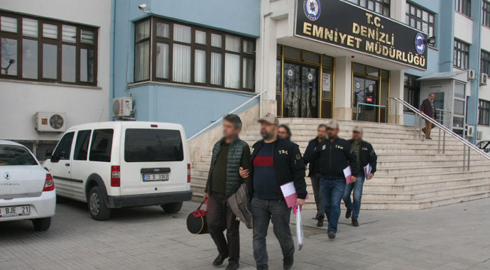 Denizli’de ‘gaybubet evleri’ operasyonu: 9 gözaltı