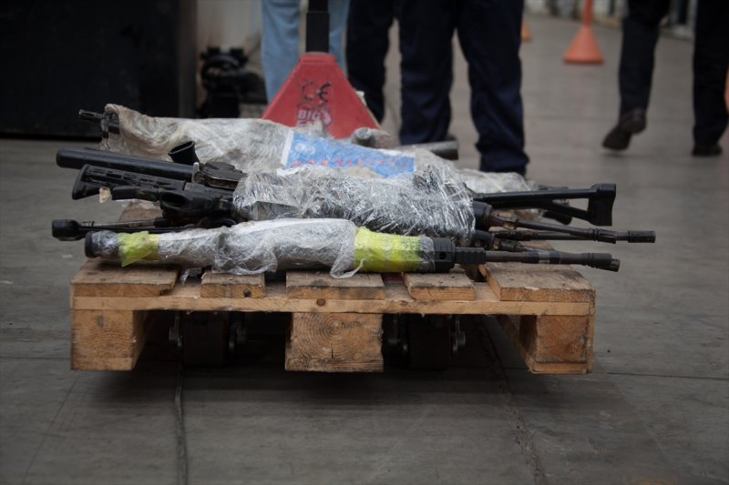 Silah bırakan FARC'ın 9 bin silahı imha edildi