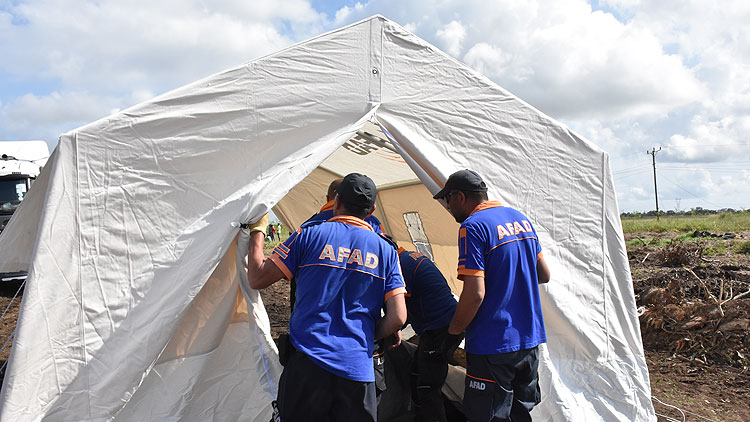 AFAD'dan Mozambik'e çadır kent