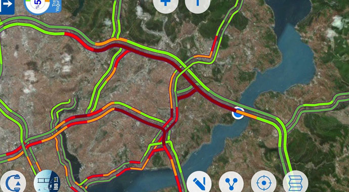 FSM’de intihar teşebbüsü trafiği kilitledi