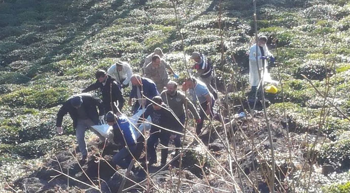Çay bahçesinde kendi yaktığı ateşte yanarak öldü